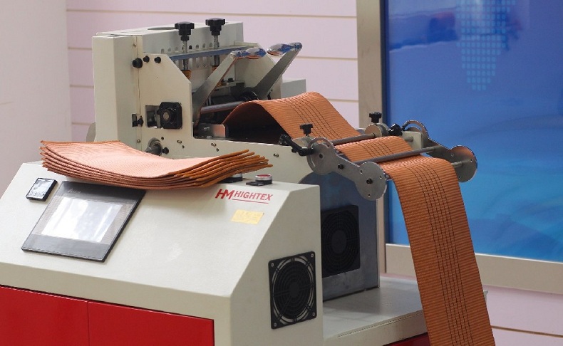 828B Heavy duty automatic hot knife cutting machine