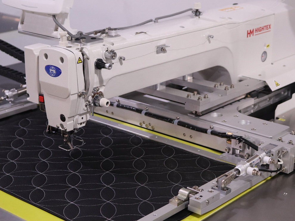 BAS-342GXL Large area programmable CNC pattern sewing machine