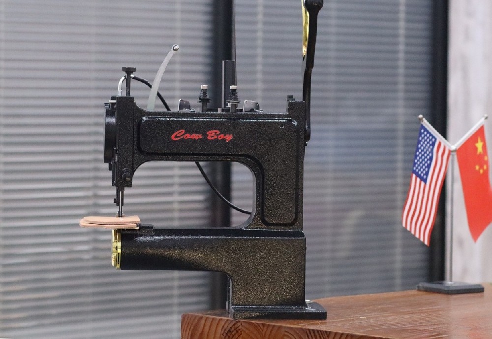 OUTLAW hand stitcher leather sewing machine
